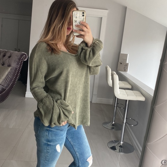 Ruffle Sleeve Top - Picture 8 of 8